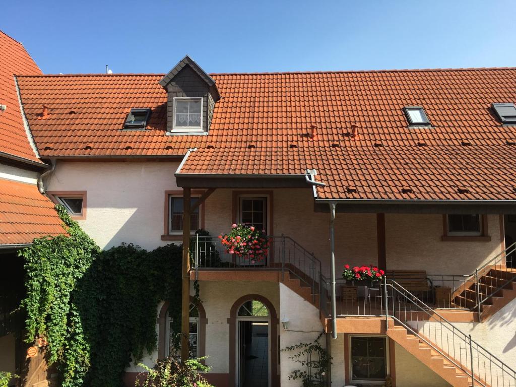 Lautersheimer Gutshof - One-Bedroom Apartment