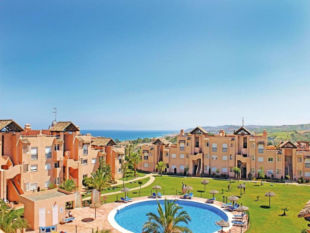 Bazén v ubytovaní Bright apartment with sea view in Casares, 96 m², pool alebo v jeho blízkosti