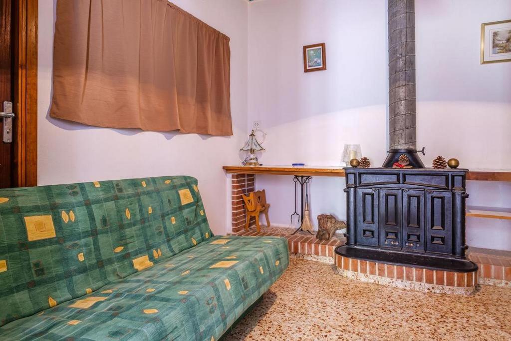 Posezení v ubytování Elegant Villa in Sant Miquel de Balansat with Private Pool