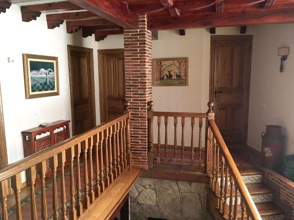 Fotografie z fotogalerie ubytování Spacious house in Navarredonda, mountain view v destinaci Navarredonda de Gredos