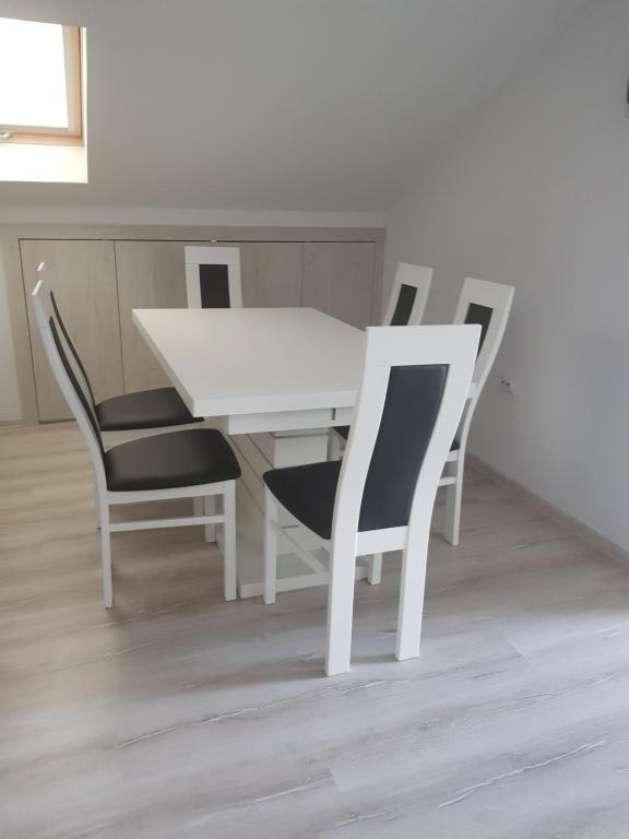 MIG HOME - Apartamento De Dos Dormitorios