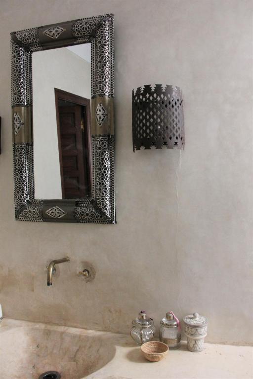 Koupelna v ubytování Riad El Ouarda