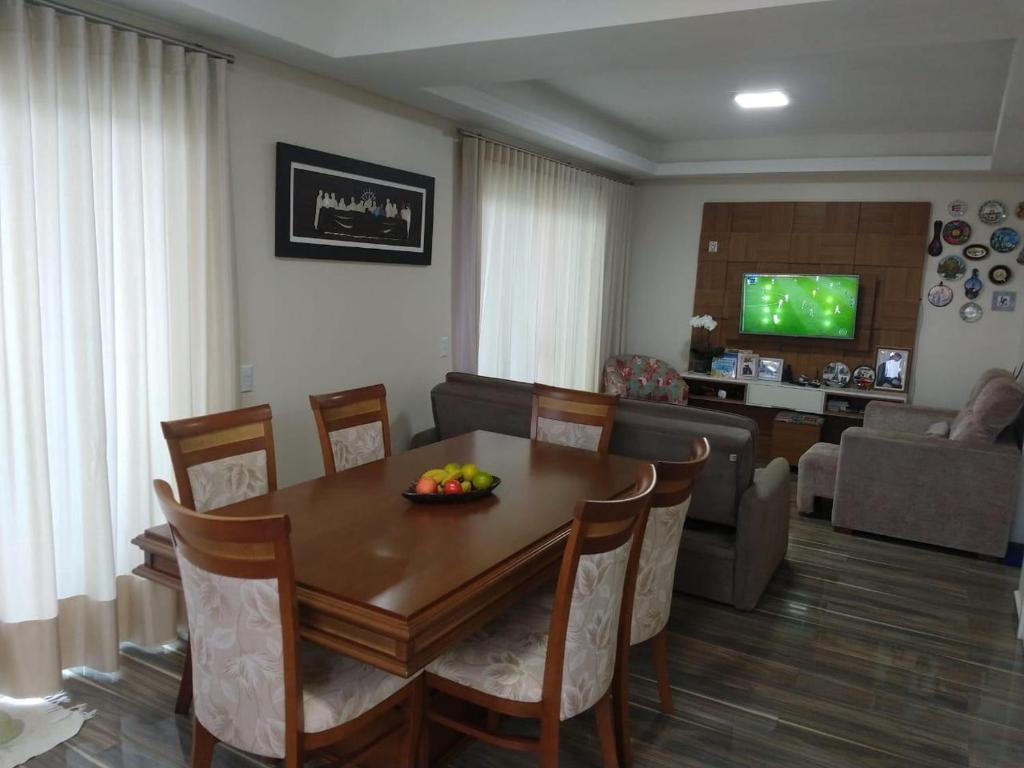  Apartamentos Econômicos em Bombas