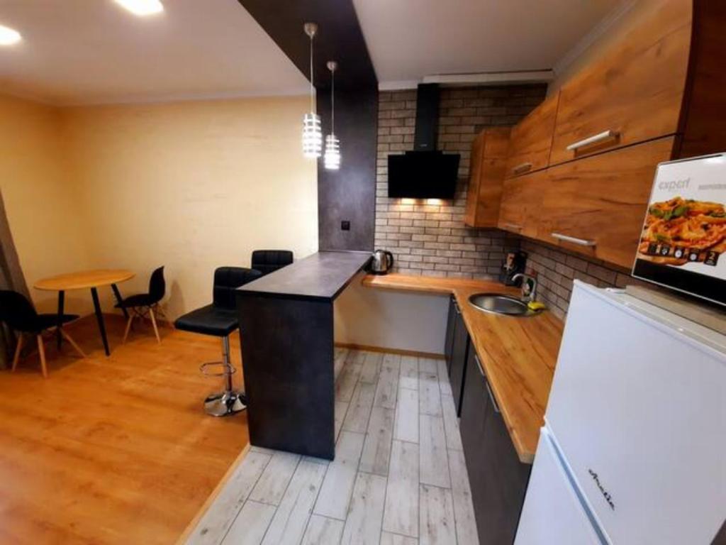 Podobovo-ivano-frankivsk.com - Housity