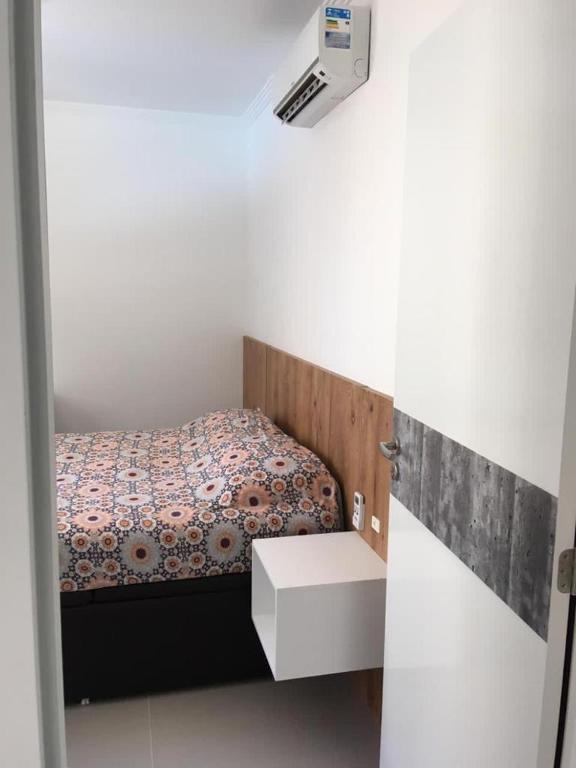  Apartamento novo pertinho do Mar