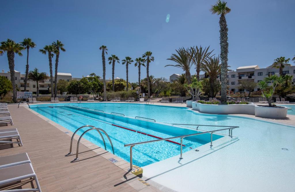Bazén v ubytování Los Zocos Impressive Lanzarote nebo v jeho okolí