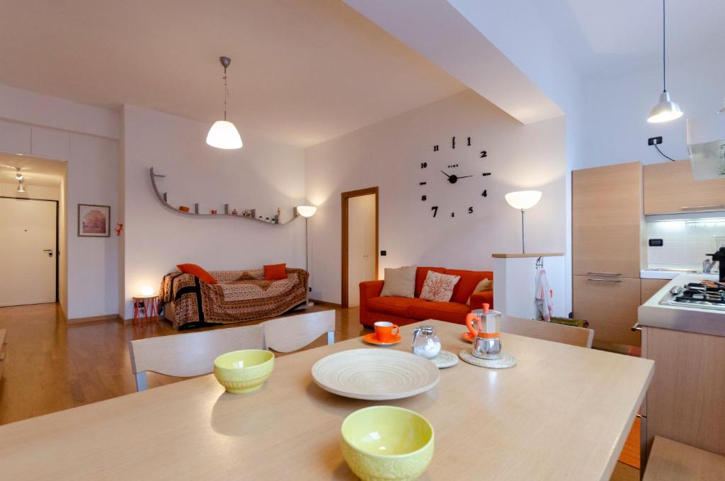 Kuchyňa alebo kuchynka v ubytovaní JOIVY Apt for 4, metres from beach, in Sestri Levante