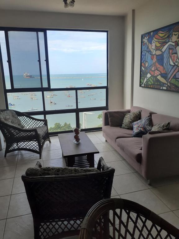  Apartamento à Beira Mar