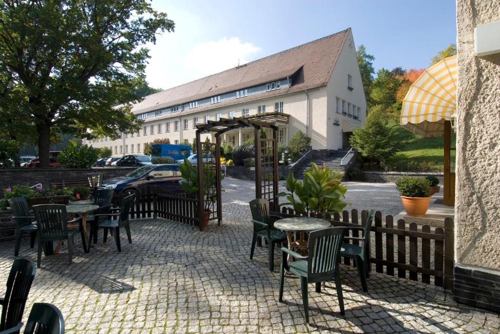 Restaurace v ubytování Land- und Golfhotel Alte Fliegerschule