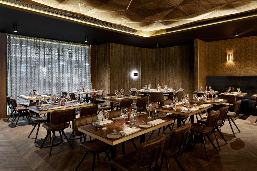 Crowne Plaza Sydney Burwood by IHG - Resim 39