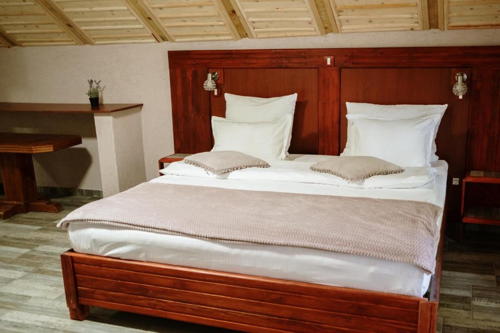 Etno hotel Balasevic Rtanj - Tweepersoonskamer Met 1 Of 2 Bedden