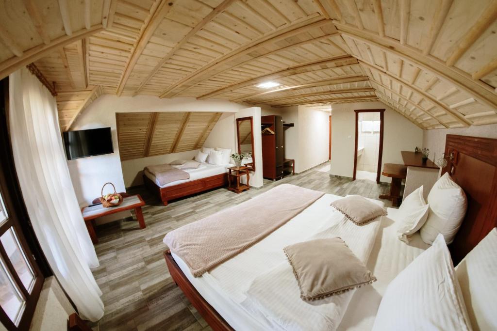 Etno hotel Balasevic Rtanj - Chambre Double Ou Lits Jumeaux Supérieure De Luxe