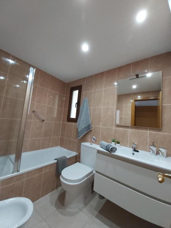 Koupelna v ubytování Villa Thais, private heated pool, ideal for your holidays in Caleta de Fuste