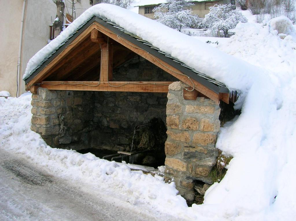 Appartement de 2 chambres avec balcon et wifi a La Grave v zime