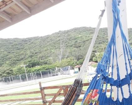  Casa em condomínio Peró