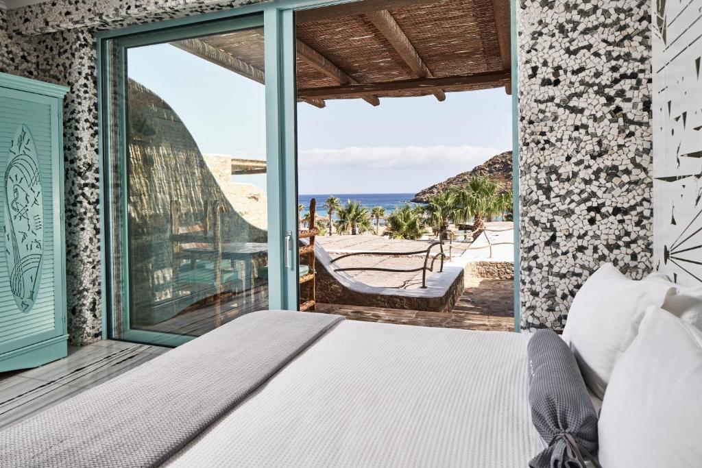 Calilo - Two-Bedroom Sea View Suite