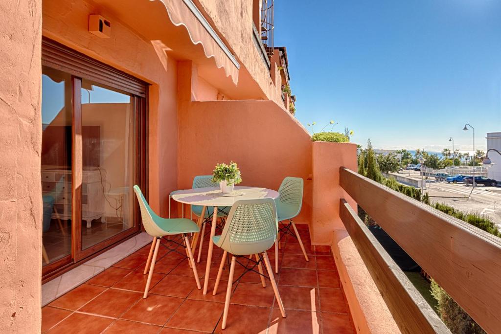 Hanami Playa del Angel CLASSIC, Estepona – Updated 2022 Prices