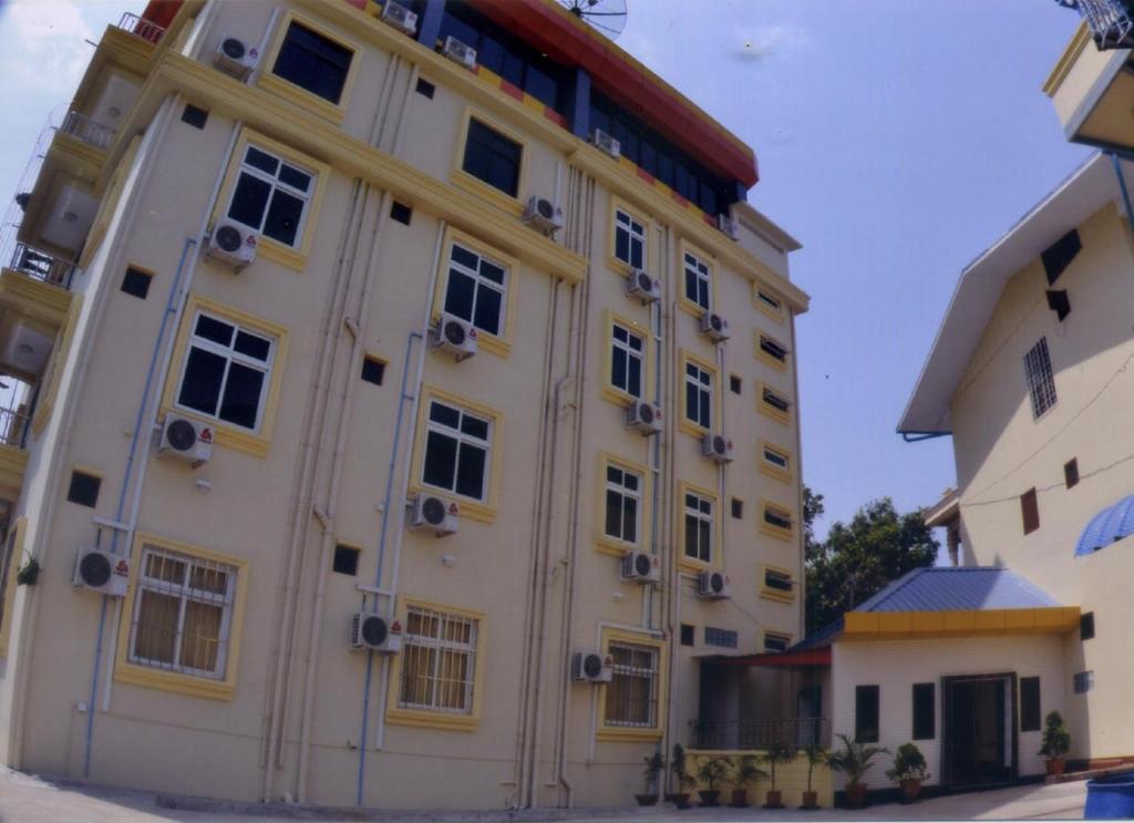 Budova, kde se hotel nachází