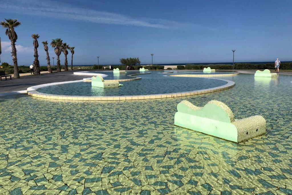 Bazén v ubytování Barcaresa-LA PERLE VUE MER PIEDS DANS L'EAU CLIM WIFI nebo v jeho okolí