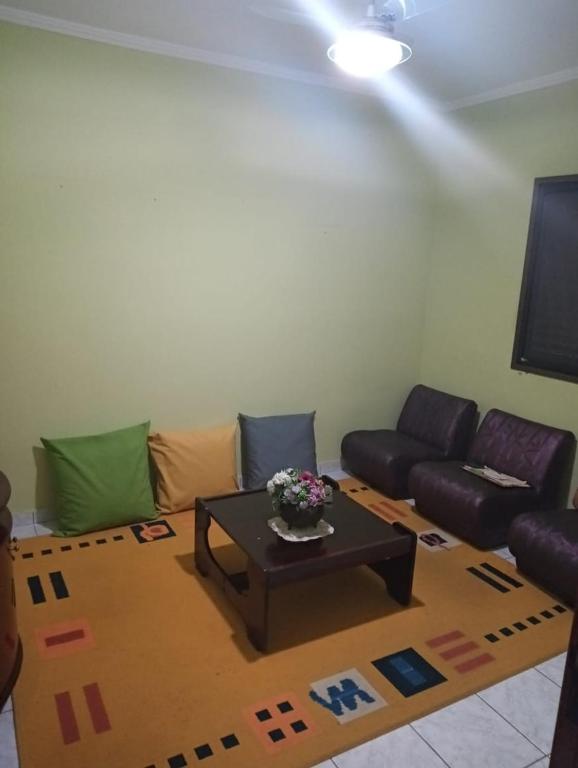  Apartamento centro de Ubatuba