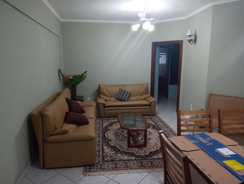  Apartamento centro de Ubatuba