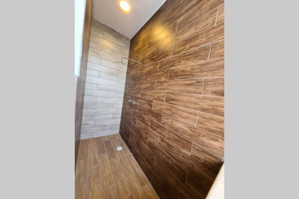 63 Peninsula del Capitan