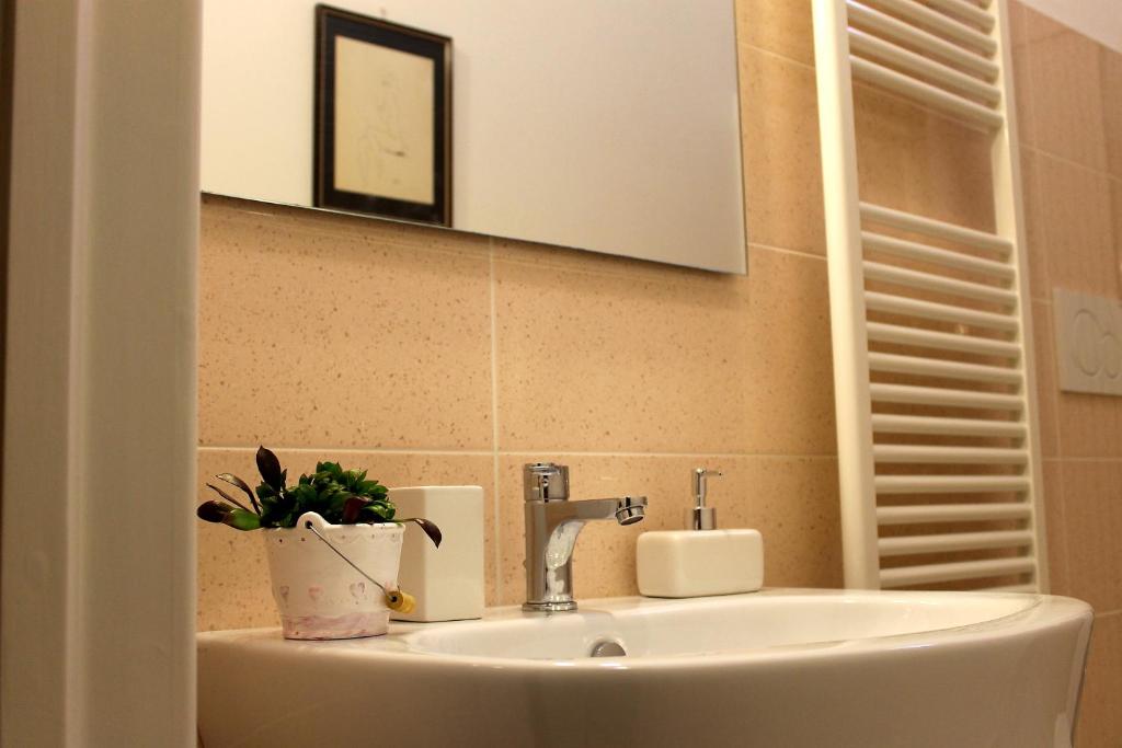 Bagno di Piazza Argento