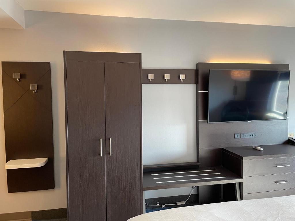 Holiday Inn Express & Suites Columbia - East Elkridge, Jessup an IHG Hotel - Habitación Estándar Con Dos Camas Queen