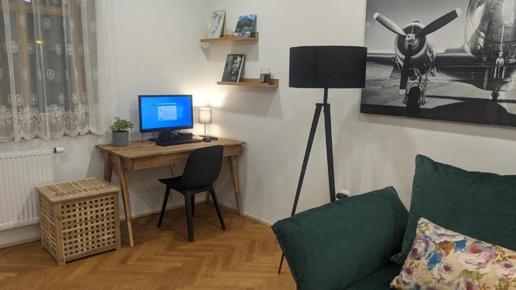 Telewizja i/lub zestaw kina domowego w obiekcie Apartman692
