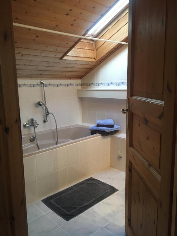 Koupelna v ubytování Ferienwohnung Nimscholz
