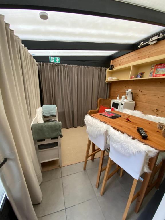 Posezení v ubytování B & B Simme Zimme