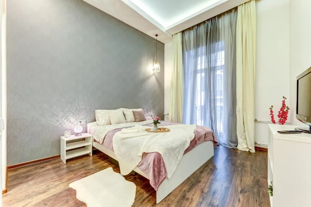 Apartment Vesta on Griboedov kanal, Kudrovo, Russia