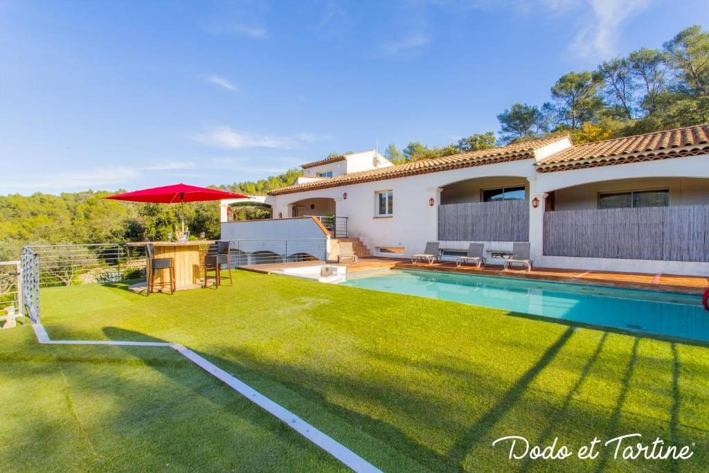 Remarkable 2 bedroom house with pool - Dodo et Tartine