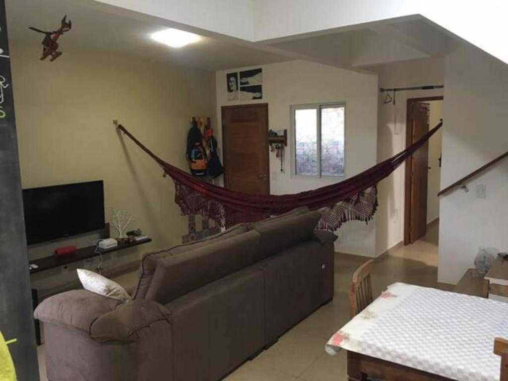  Casa Inteira 3qtos 15min caminhando da Praia do Campeche
