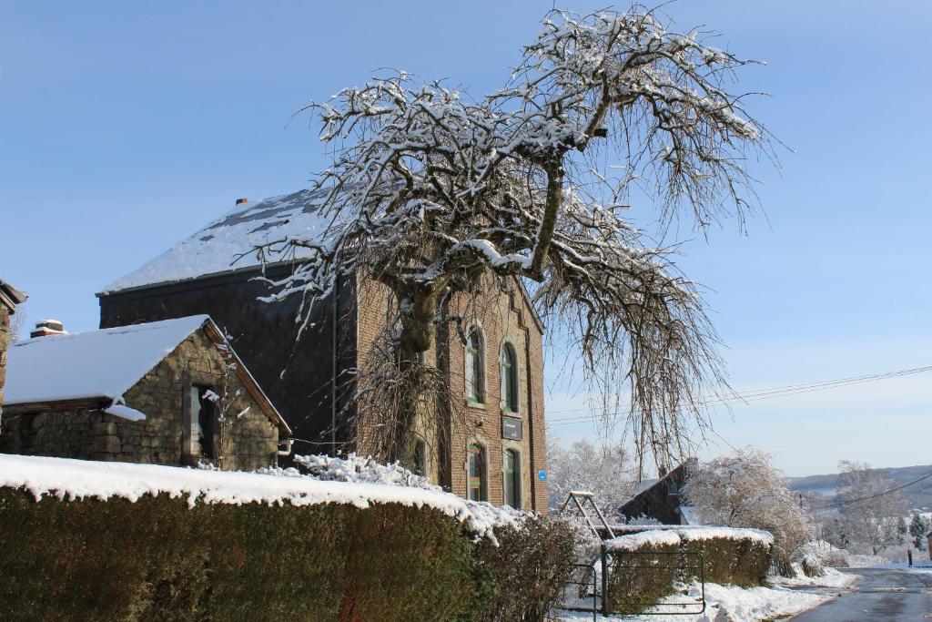 L'ancienne école d'Erpigny v zimě