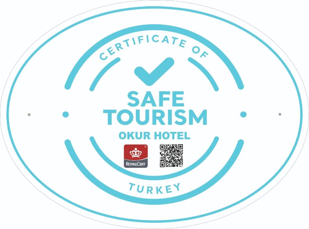 イスタンブールにあるOkur Otelの安全な観光ホテルのロゴ