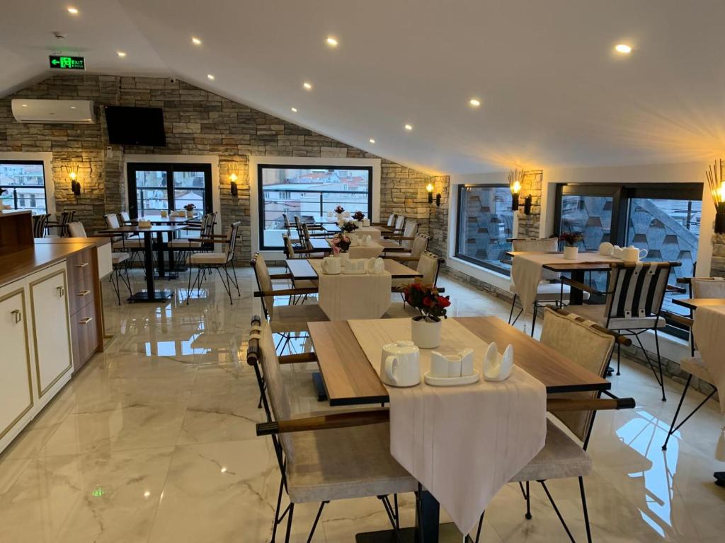 Posezení v ubytování Mr BEYAZ HOTEL