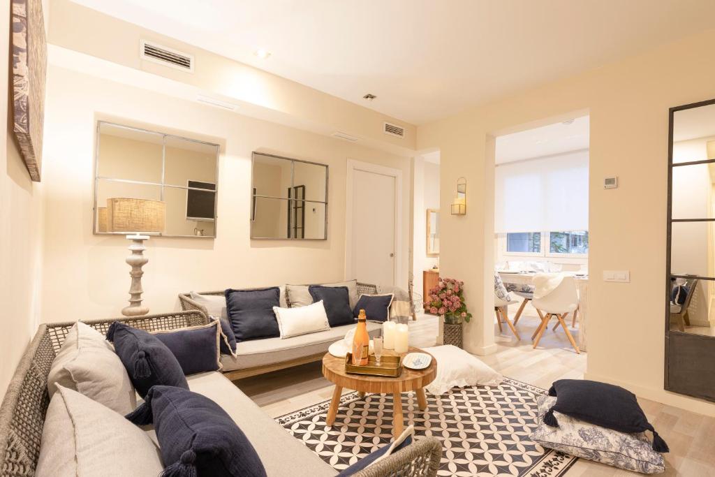 Chic Apartments Barcelona - 