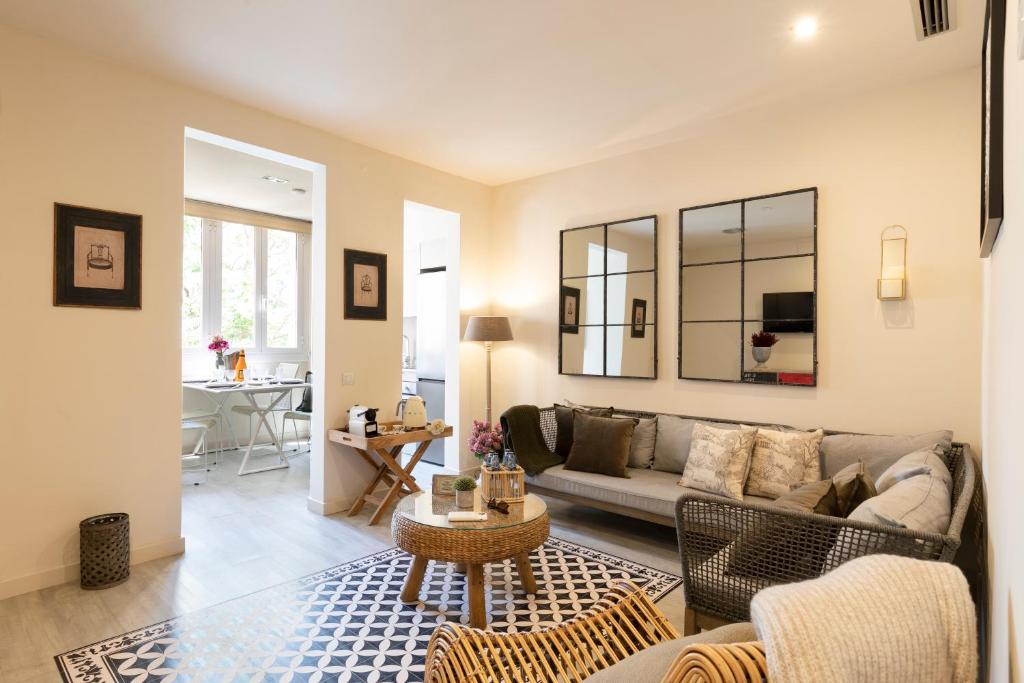Chic Apartments Barcelona - 