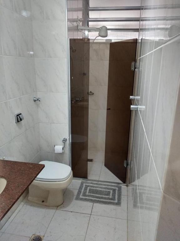  Apartamento Praia de Pitangueiras (50mts da Praia)