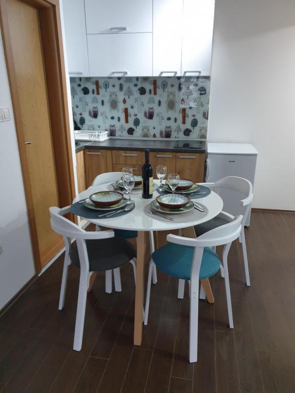 Fotografie z fotogalerie ubytování Apartman Lisica 24 v destinaci Divčibare