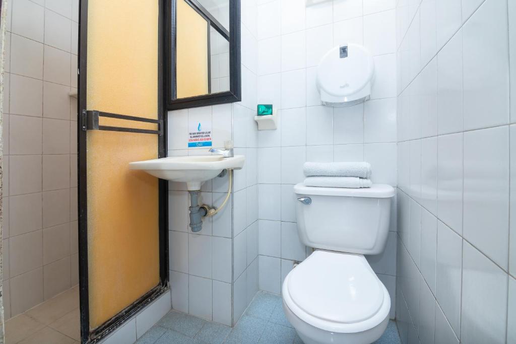 Koupelna v ubytování Hotel Ayenda Calypso 1142