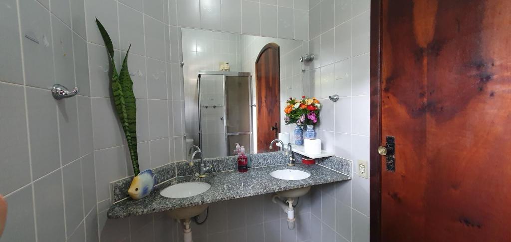  Casa dos Sonhos no Lázaro/Ubatuba a 50m da praia