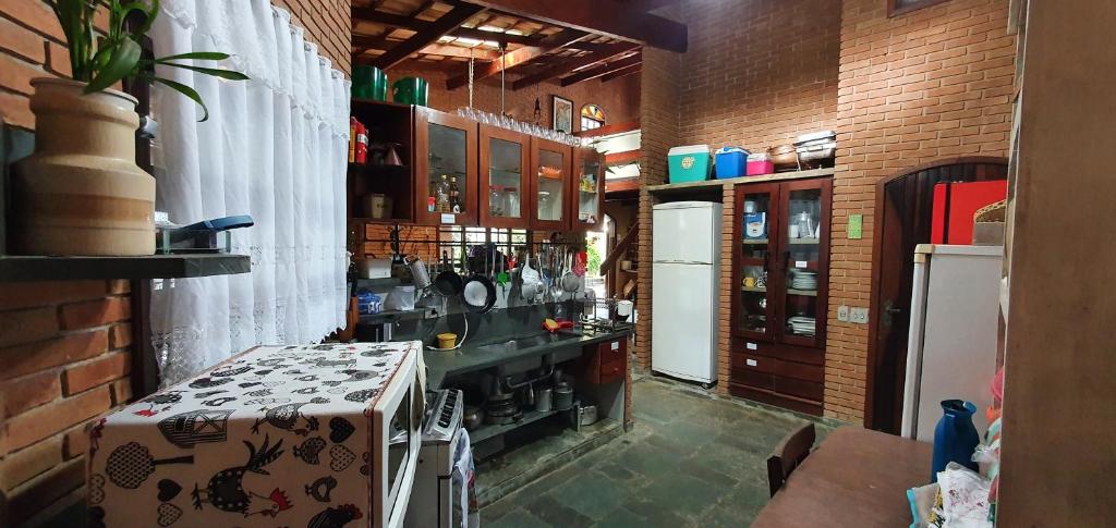  Casa dos Sonhos no Lázaro/Ubatuba a 50m da praia