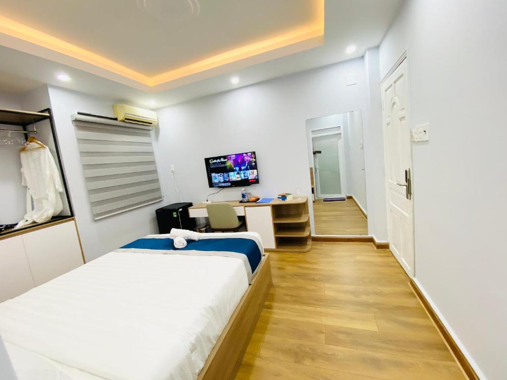 Home Away Do Quang Dau- Homestay, City Center, D1 - Queen Room