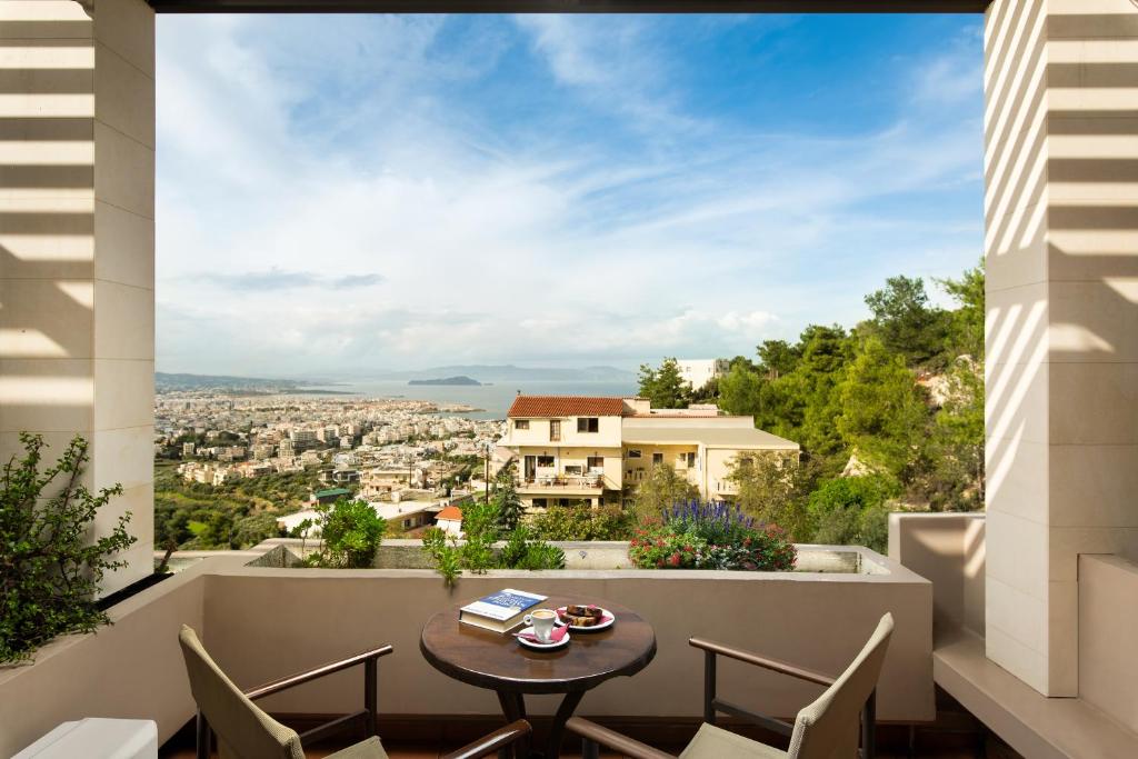 
Economy Double Room with Partial Town View
