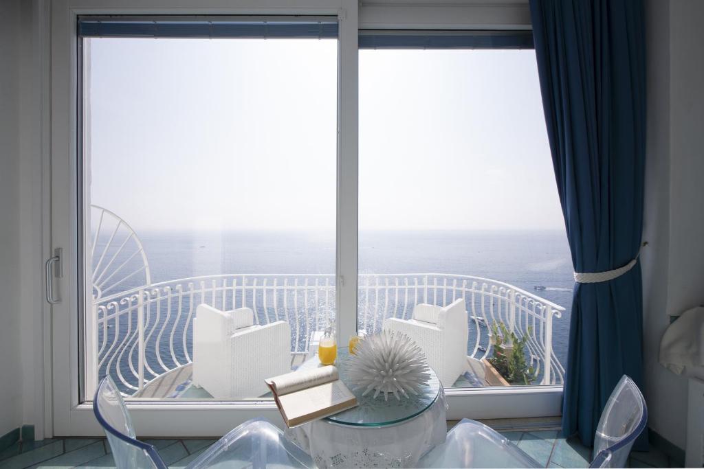 Balkon lub taras w obiekcie Hotel La Ninfa