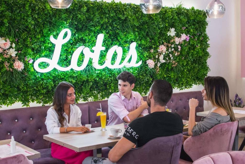 Hosté ubytování Garni Hotel Lotos