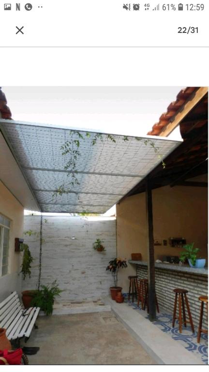  Quarto confortavel e limpo em Edícula - Coxim MS