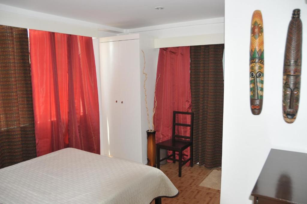 Date & Dine Resort - Queen Room